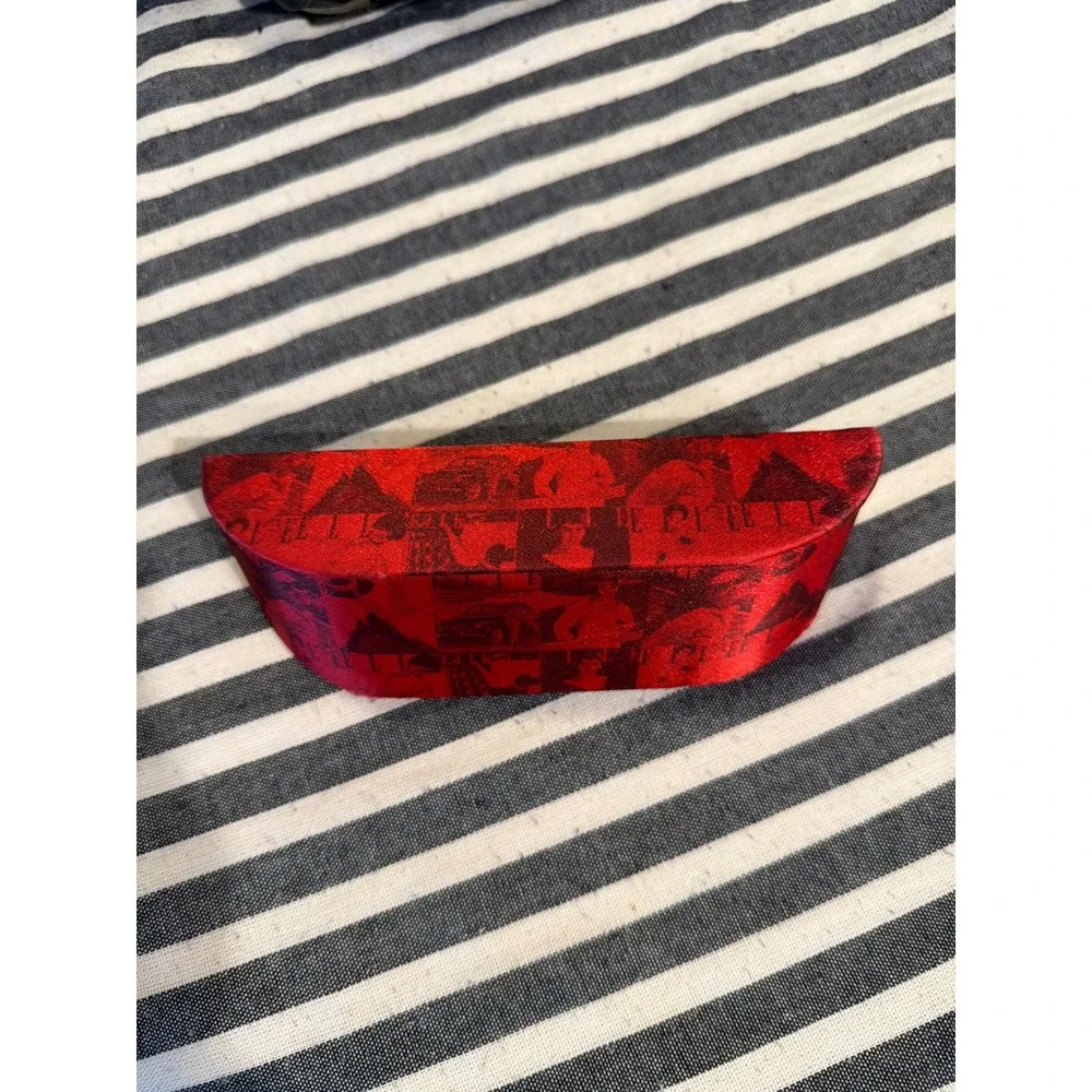 Elle Red Parisian Graphic Print Hard Shell Eyeglass Case Black Velvet Lined Chic